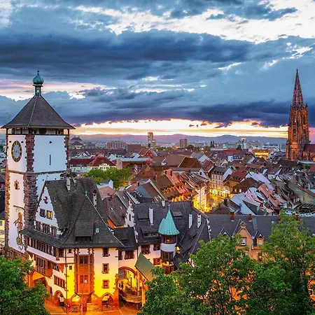 Apartment Citynahes Für Ganze Familie Oder Gruppen In Ruhiger Lage