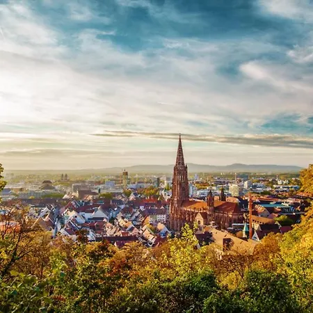 Apartment Citynahes Für Ganze Familie Oder Gruppen In Ruhiger Lage
